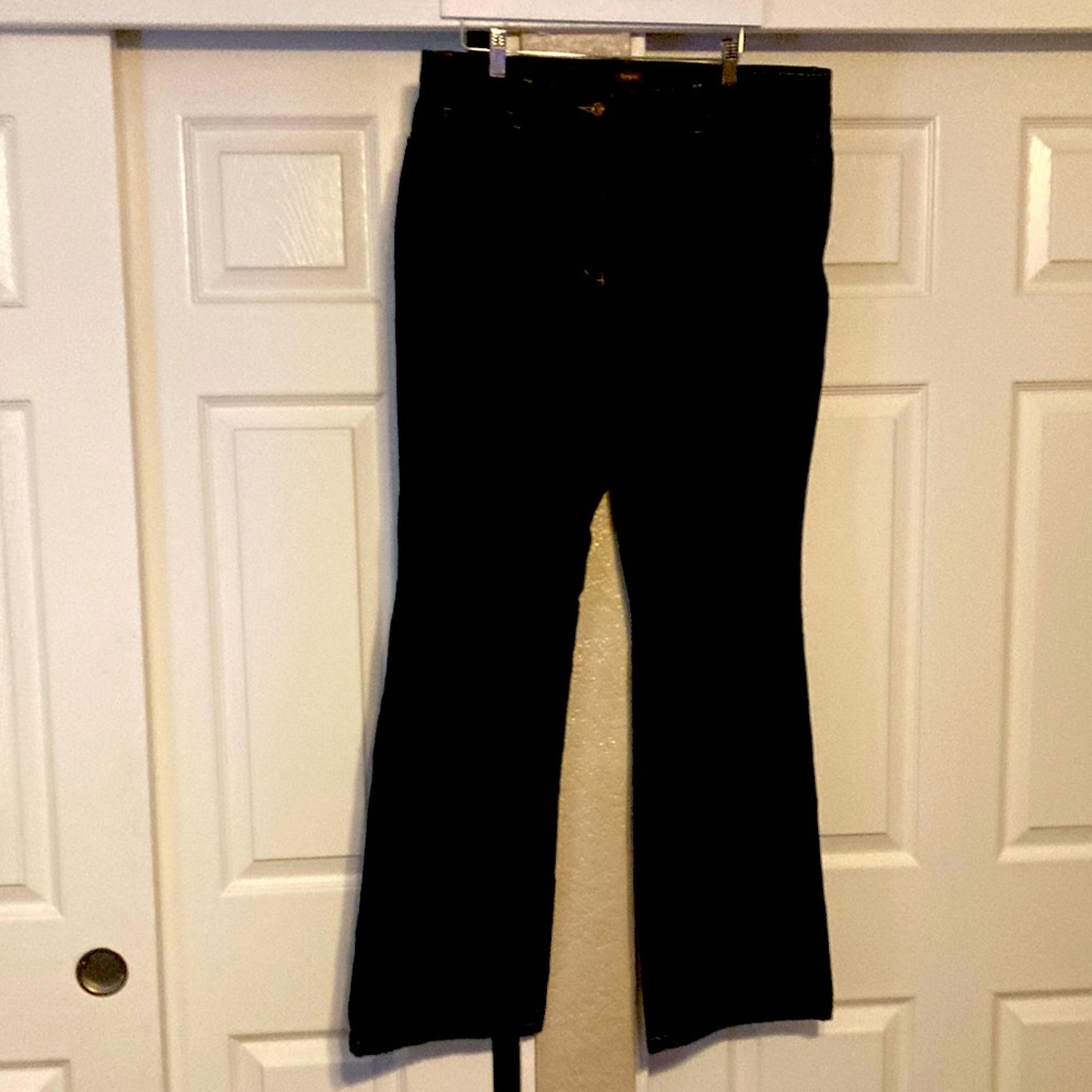 Like new Tesori Jeans. So 16 L